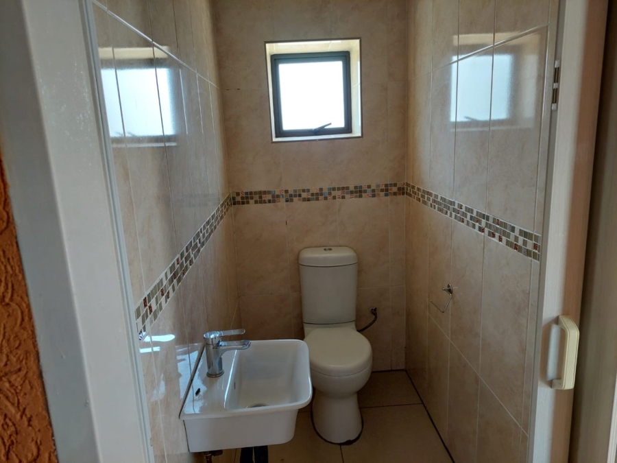 1 Bedroom Property for Sale in La Hoff North West